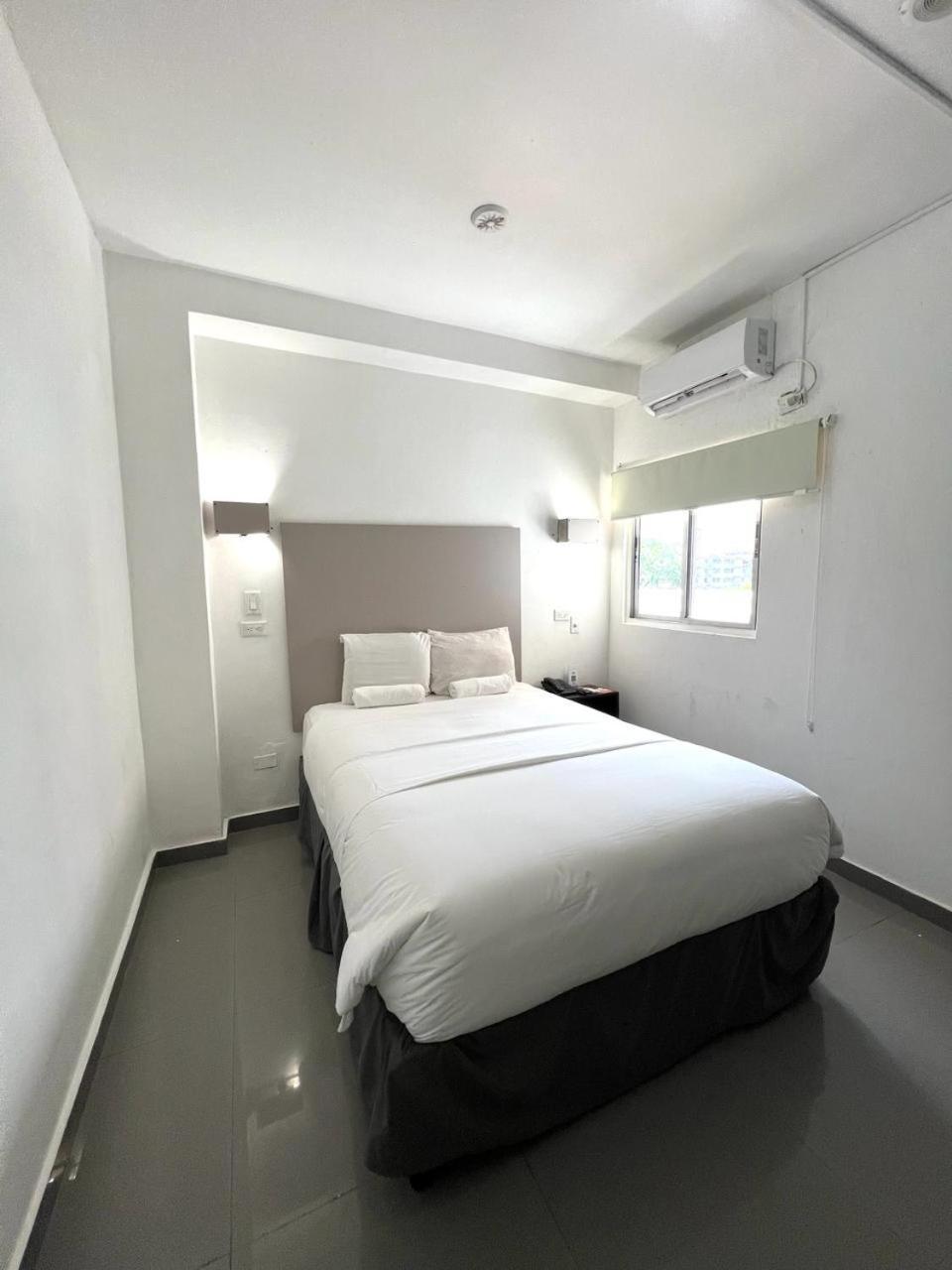Hsr Hotel